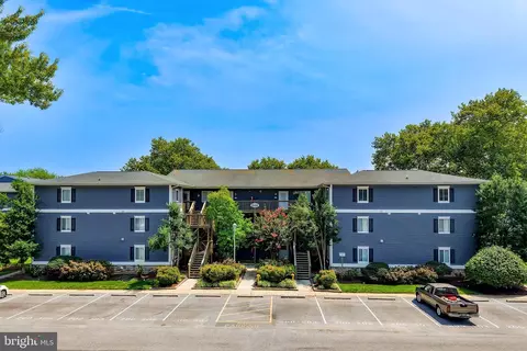 200 Henlopen Sta #301-B, Rehoboth Beach, DE 19971