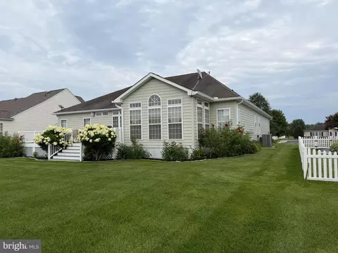 Exterior - 37219 Lord Baltimore Ln, Ocean View, DE 19970 photo 3 of 4
