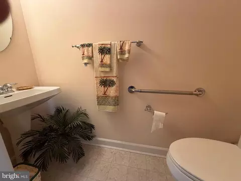 Bath - 37219 Lord Baltimore Ln, Ocean View, DE 19970 photo 1 of 3