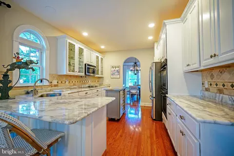 Kitchen - 2 Cedar Grove Ct, Ocean View, DE 19970 photo 1 of 7