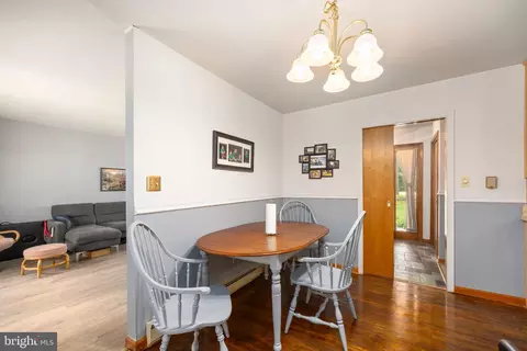 Dining - 12075 Whitesville Rd, Laurel, DE 19956 photo 1 of 2