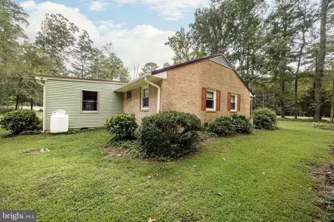 Exterior - 12075 Whitesville Rd, Laurel, DE 19956 photo 9 of 12