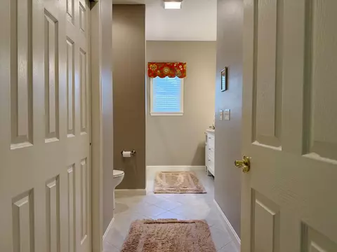 Entry Way - 75 Willow Oak Ave, Ocean View, DE 19970 photo 4 of 4