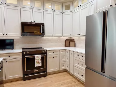 Kitchen - 75 Willow Oak Ave, Ocean View, DE 19970 photo 3 of 6