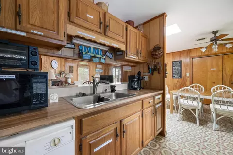 Kitchen - 649 Evans Ave, Bethany Beach, DE 19930 photo 3 of 4