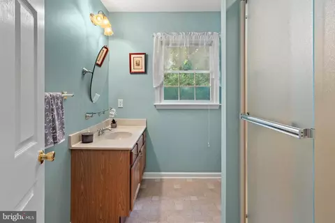 Bath - 110 S White Cedar Dr, Milton, DE 19968 photo 4 of 4