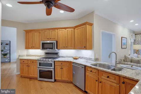 Kitchen - 114 E Side Dr, Rehoboth Beach, DE 19971 photo 4 of 5