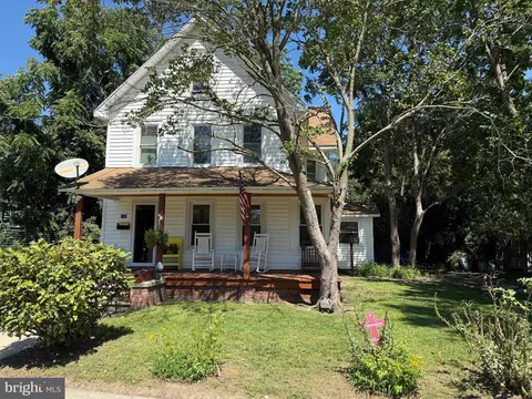 Exterior - 108 Brooklyn Ave, Laurel, DE 19956 photo 2 of 8