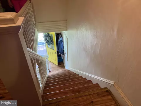 Entry Way - 108 Brooklyn Ave, Laurel, DE 19956 photo 9 of 10