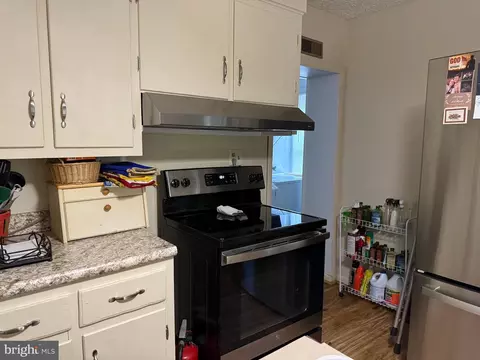 Kitchen - 108 Brooklyn Ave, Laurel, DE 19956 photo 4 of 5