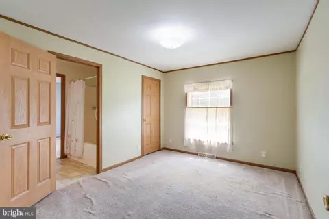 Bedroom - 10343 Waller Rd, Laurel, DE 19956 photo 7 of 10