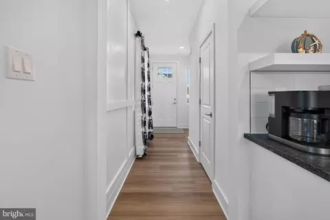 Entry Way - 19739 Spinnaker Ct, Georgetown, DE 19947 photo 1 of 17