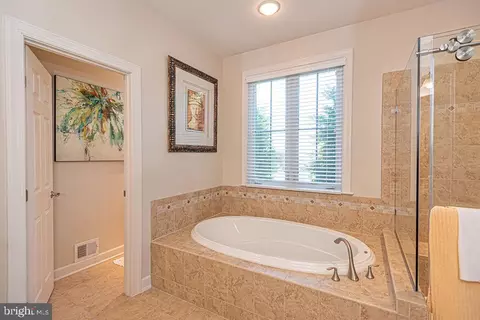 Bath - 31430 Waters Way, Lewes, DE 19958 photo 4 of 12