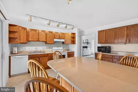 Kitchen - 34742 Frontier Rd, Lewes, DE 19958 photo 1 of 4