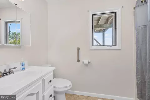 Bath - 34742 Frontier Rd, Lewes, DE 19958 photo 1 of 3