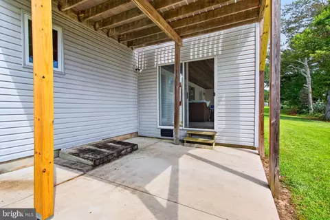 Exterior - 34742 Frontier Rd, Lewes, DE 19958 photo 17 of 18