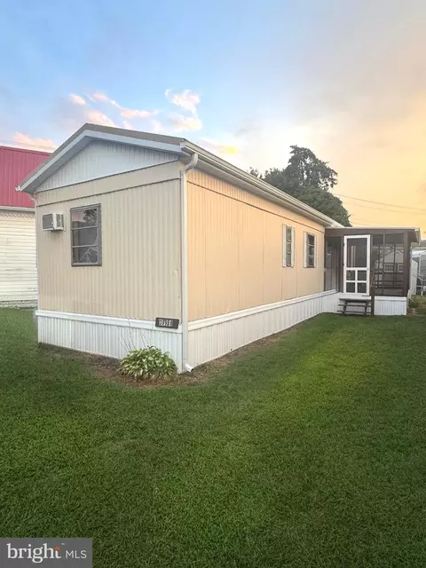 39968 W Oliver Cir, Fenwick Island, DE 19944