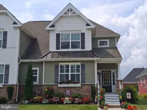 Exterior - 213 Lantern Ln, Milton, DE 19968 photo 7 of 12