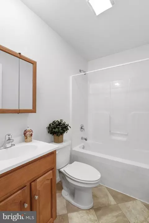 Bath - 11684 Kensington Way, Laurel, DE 19956 photo 1 of 2