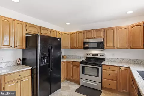 Kitchen - 11684 Kensington Way, Laurel, DE 19956 photo 2 of 3