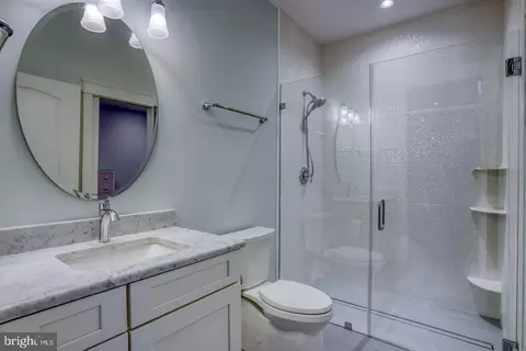 Bath - 237 2nd St, Lewes, DE 19958 photo 1 of 5