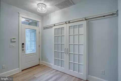 Entry Way - 237 2nd St, Lewes, DE 19958 photo 4 of 6