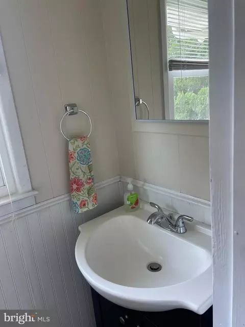 Bath - 24532 Betts Pond Rd, Millsboro, DE 19966 photo 4 of 4