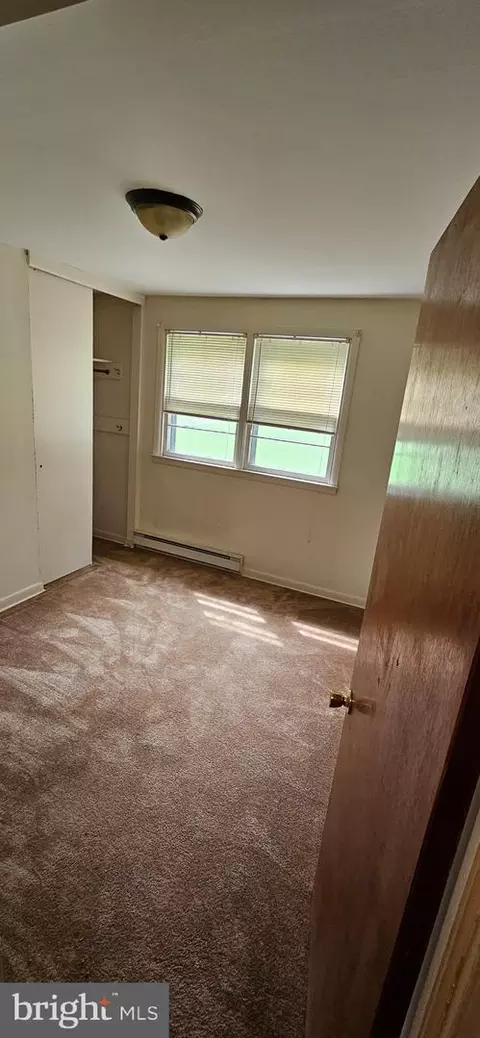 Bedroom - 34395 Bi State Blvd, Laurel, DE 19956 photo 1 of 2