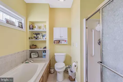 Bath - 7 Bayberry St, Georgetown, DE 19947 photo 1 of 2