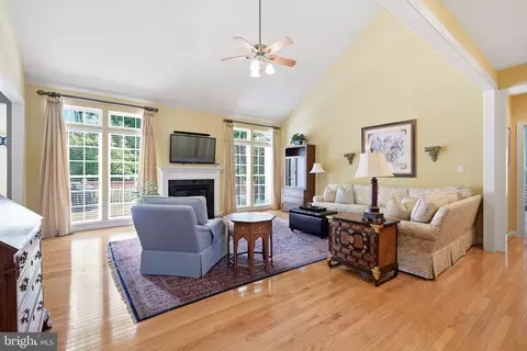 Living - 33067 E Light Dr, Lewes, DE 19958 photo 1 of 2