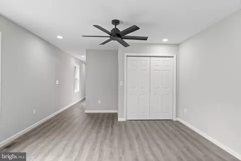 Entry Way - 518 W 7th St, Laurel, DE 19956 photo 5 of 8