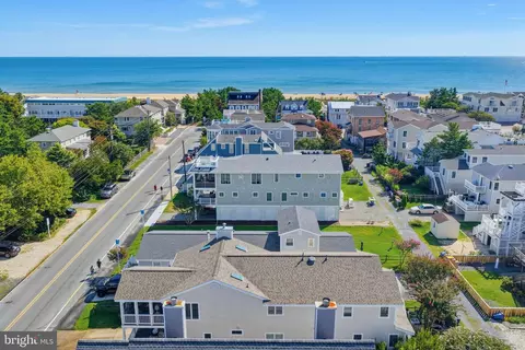 112 5th St, Bethany Beach, DE 19930 photo 2