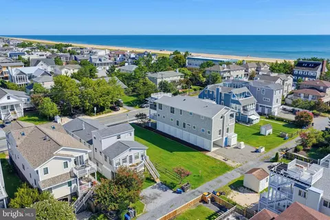 112 5th St, Bethany Beach, DE 19930 photo 4