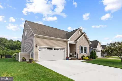 Exterior - 18 Thornton Dr, Ocean View, DE 19970 photo 2 of 8