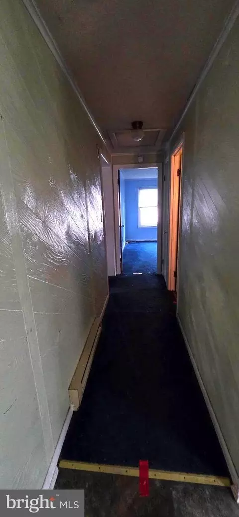 Entry Way - 511 W 8th St, Laurel, DE 19956 photo 2 of 3