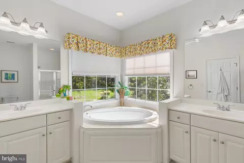 Bath - 323 Walkabout Rd, Bethany Beach, DE 19930 photo 1 of 8