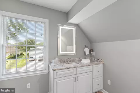 Bath - 323 Walkabout Rd, Bethany Beach, DE 19930 photo 6 of 8
