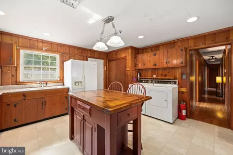 Kitchen - 33259 Main St, Dagsboro, DE 19939 photo 2 of 5