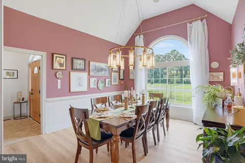 Dining - 30637 Cypress Ln, Laurel, DE 19956 photo 2 of 3