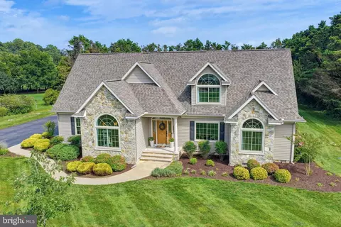 Exterior - 30637 Cypress Ln, Laurel, DE 19956 photo 1 of 10