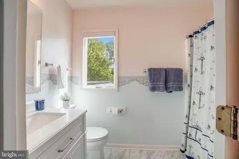 Bath - 848 Glen Dr, Bethany Beach, DE 19930 photo 1 of 4
