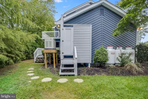 Exterior - 848 Glen Dr, Bethany Beach, DE 19930 photo 6 of 7