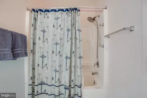 Bath - 848 Glen Dr, Bethany Beach, DE 19930 photo 2 of 4