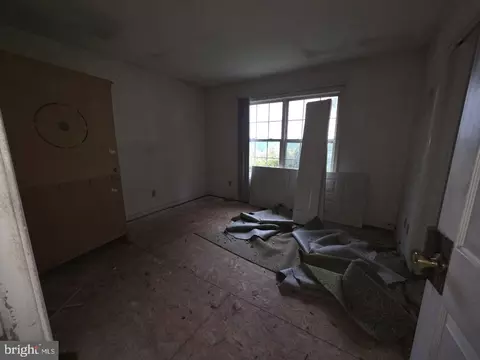 Bedroom - 8344 Sharptown Rd, Laurel, DE 19956 photo 3 of 6