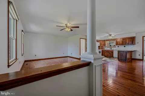 Living - 13292 Jefferson Rd, Milton, DE 19968 photo 1 of 4