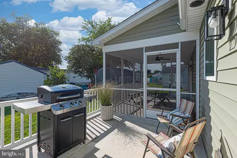 Exterior - 36710 Baltimore Ave, Ocean View, DE 19970 photo 5 of 14
