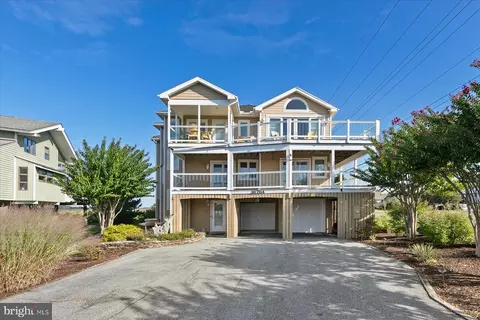 36764 Bayside Dr, Fenwick Island, DE 19944