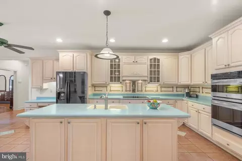 Kitchen - 539 Bethany Loop, Bethany Beach, DE 19930 photo 1 of 6