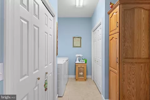 Entry Way - 11 Teaberry Ln, Georgetown, DE 19947 photo 2 of 2