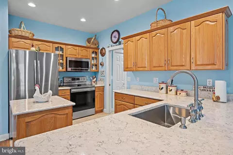 Kitchen - 11 Teaberry Ln, Georgetown, DE 19947 photo 1 of 5